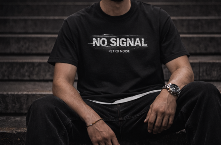 No Signal T-Shirt — Retro Grunge Distressed Graphic Tee